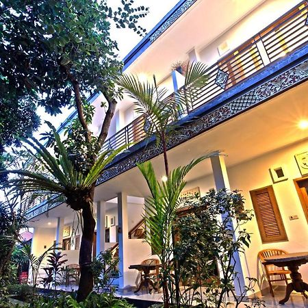 Batik Sekar Bali Guest House Ubud Exterior foto